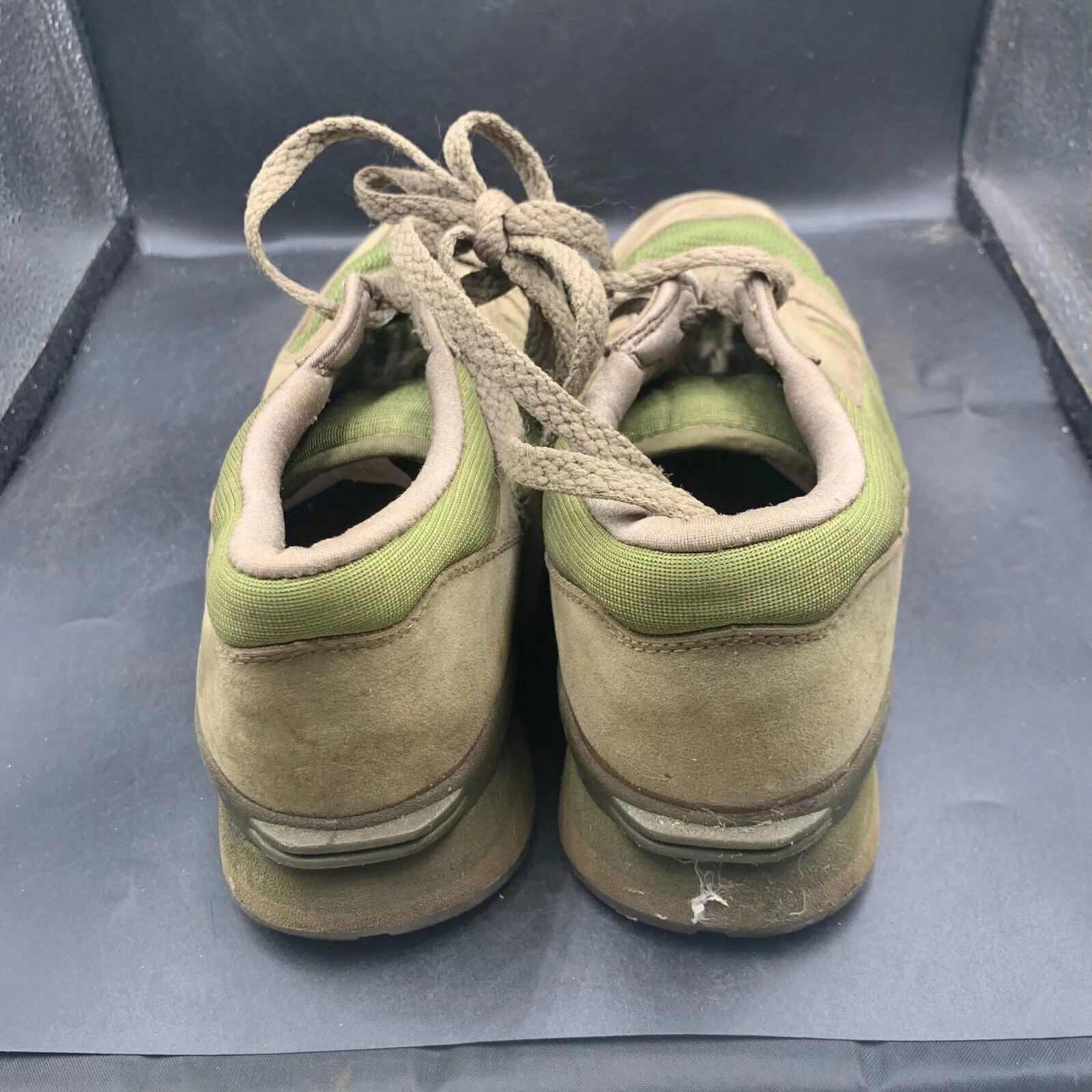 Genuine British Army Green PT Running Shoes Gym Trainers - Size UK 7 - EU 41