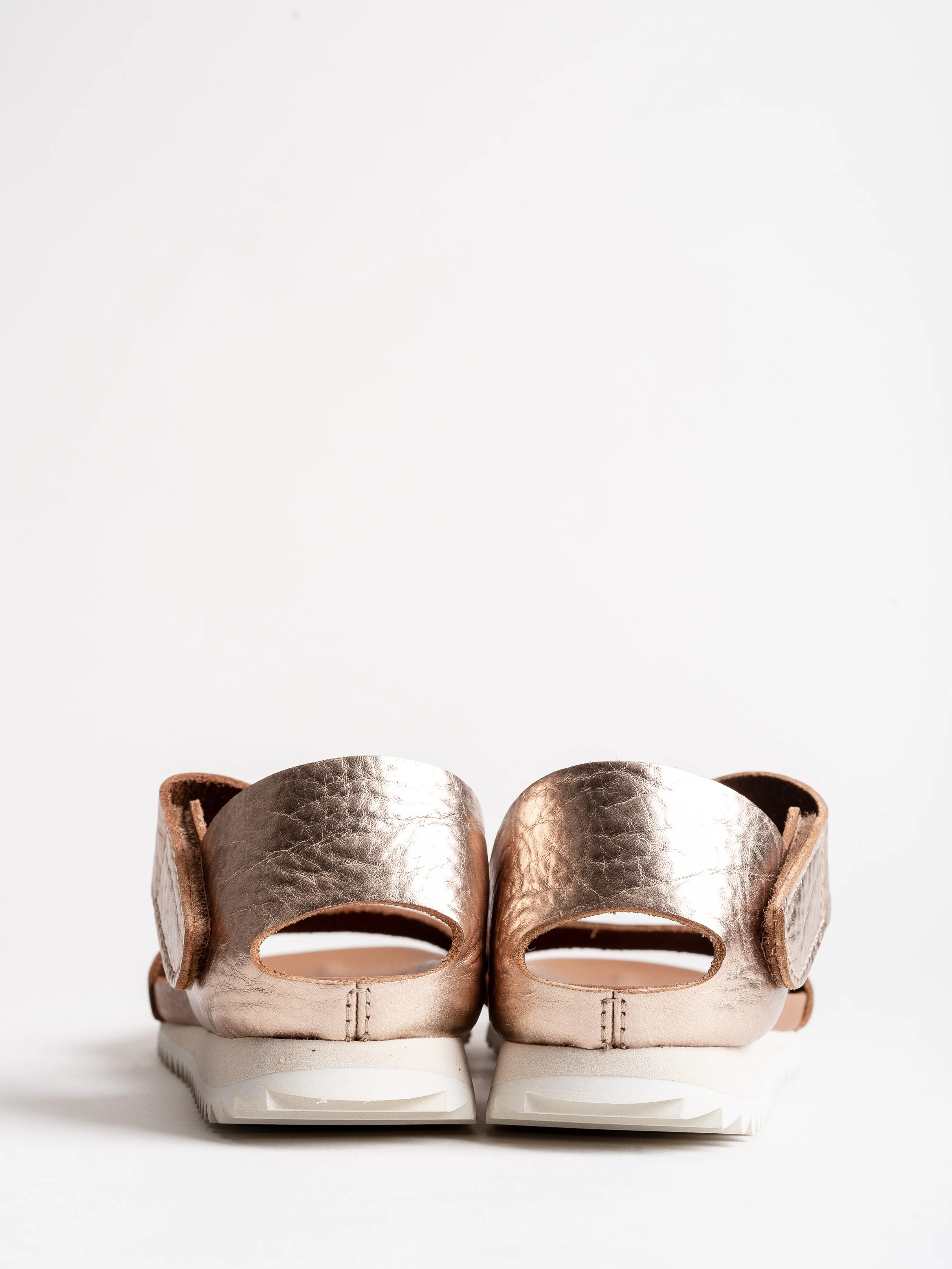 jedda sandal - hazelnut cervo lame