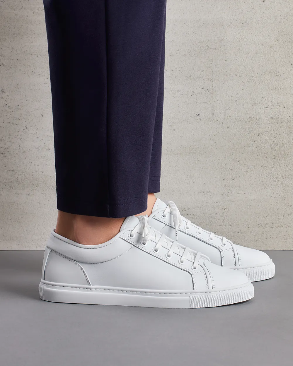 LT 01 Essence White