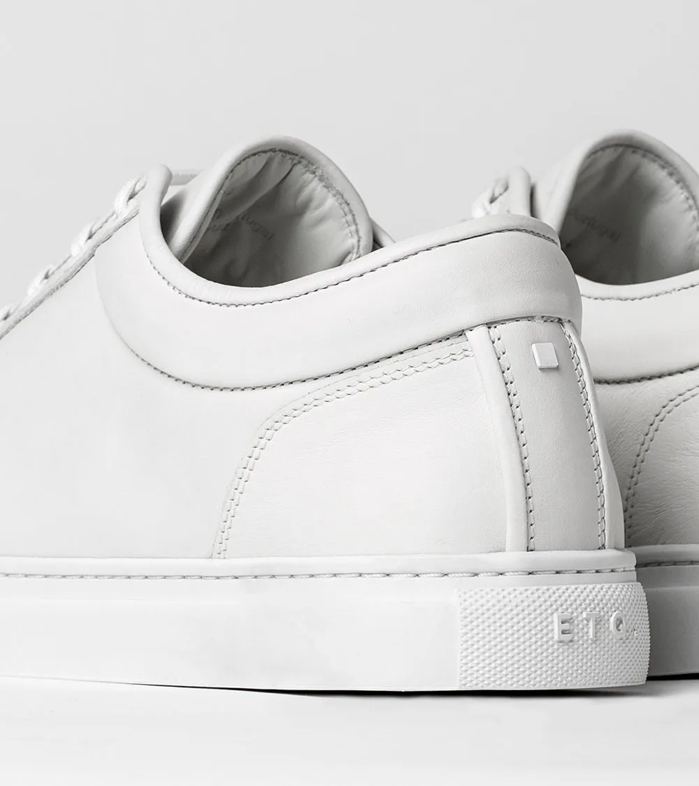 LT 01 Essence White