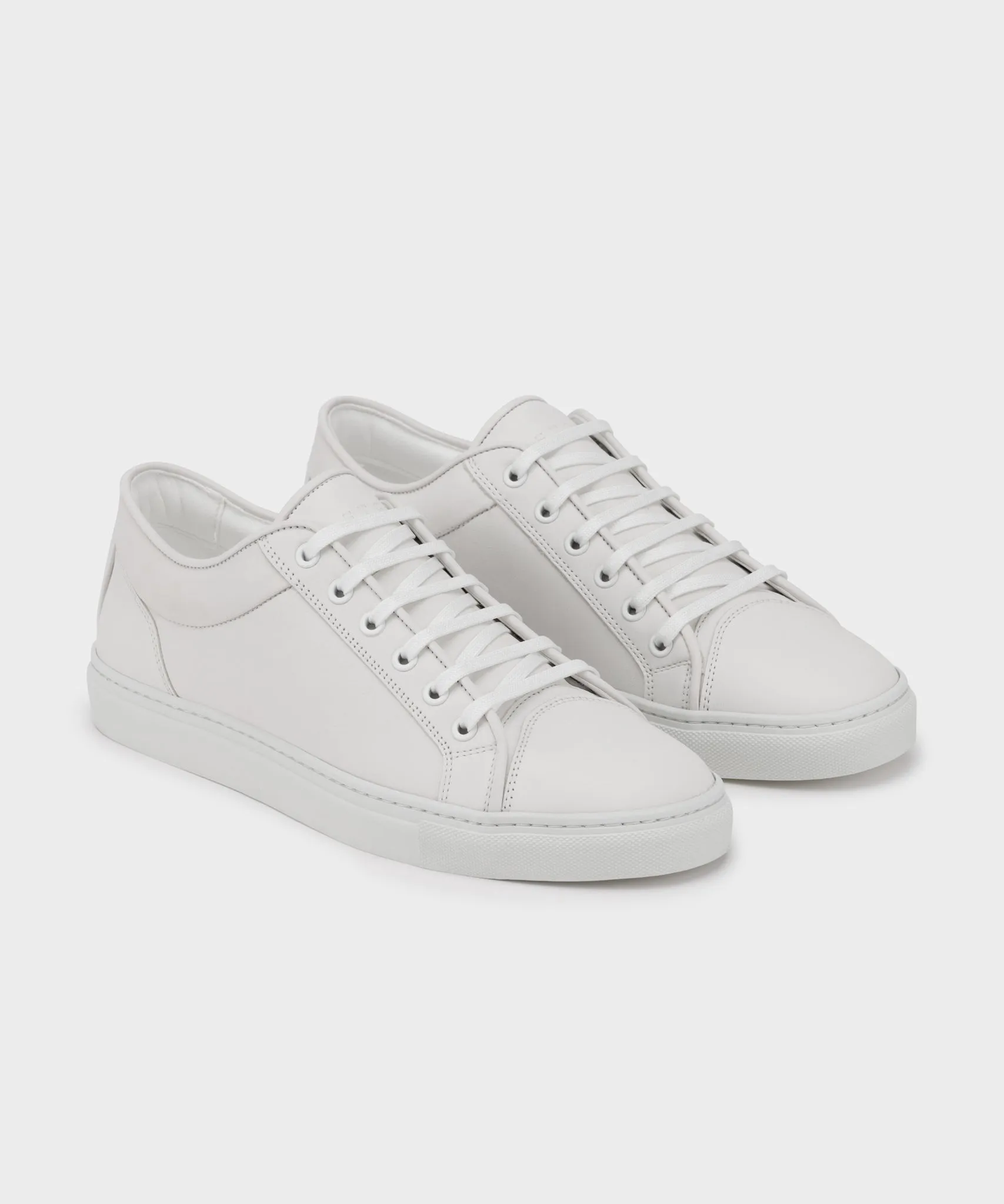 LT 01 Essence White