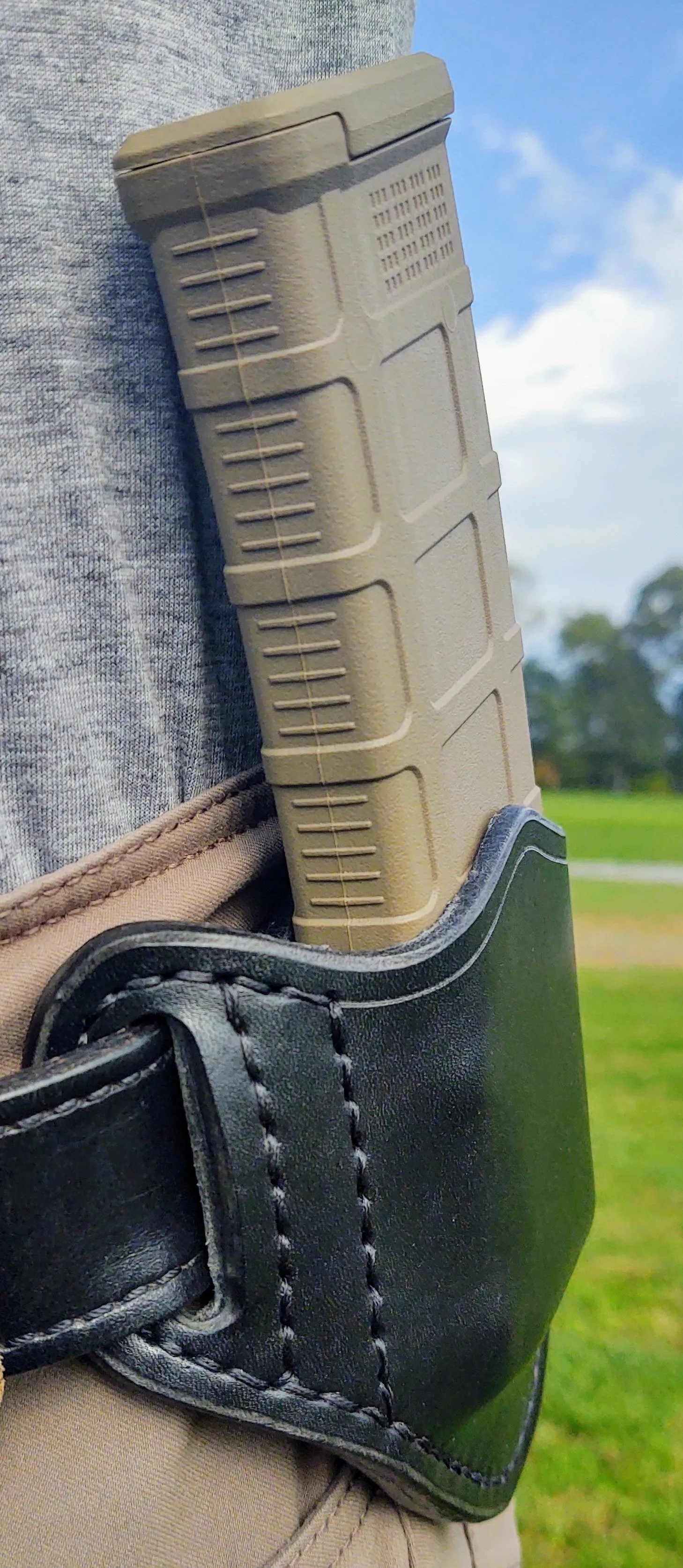 Magazine Holster for AR-15 .223/5.56 magazines OWB