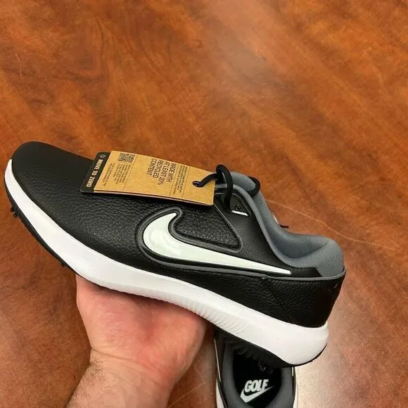 Nike Victory pro 3 Golf shoes size 12.5 available