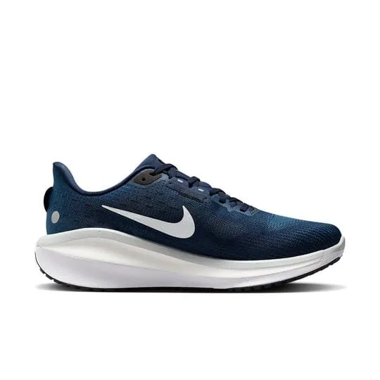 NIKE VOMERO 17