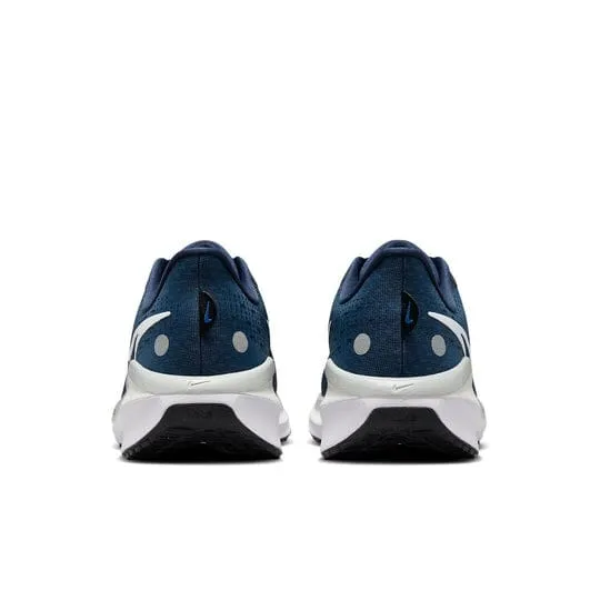 NIKE VOMERO 17
