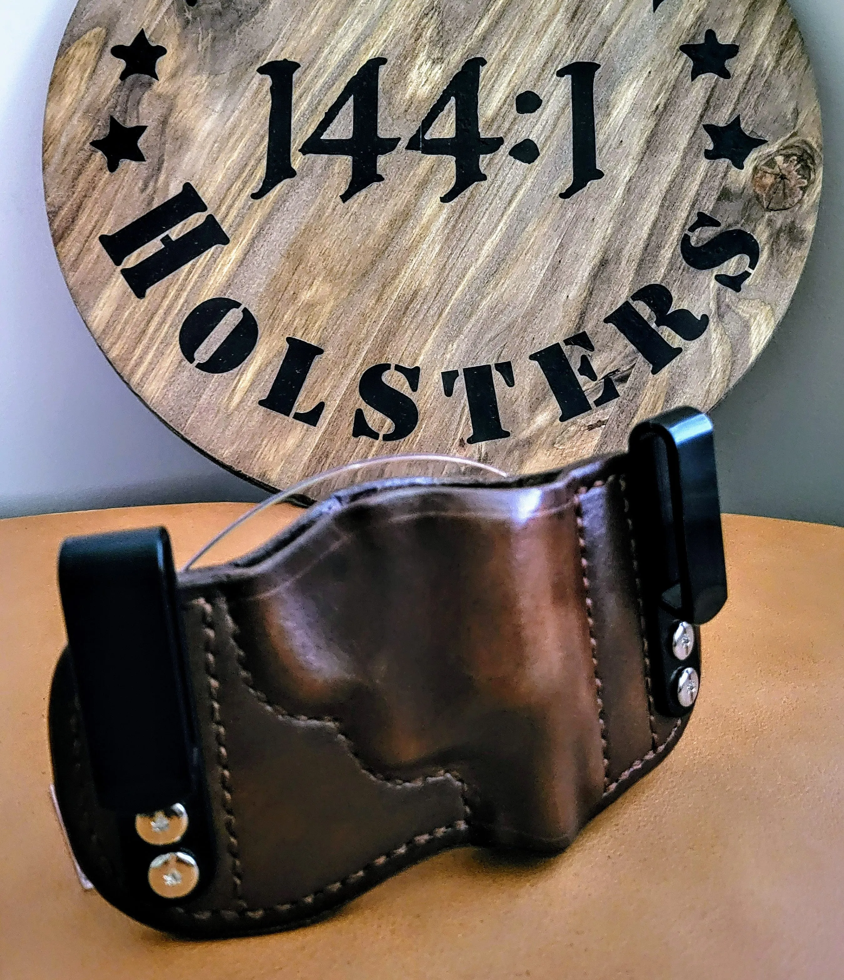 Smith and Wesson 642/J-Frame Revolver IWB LE Italian Leather Holster