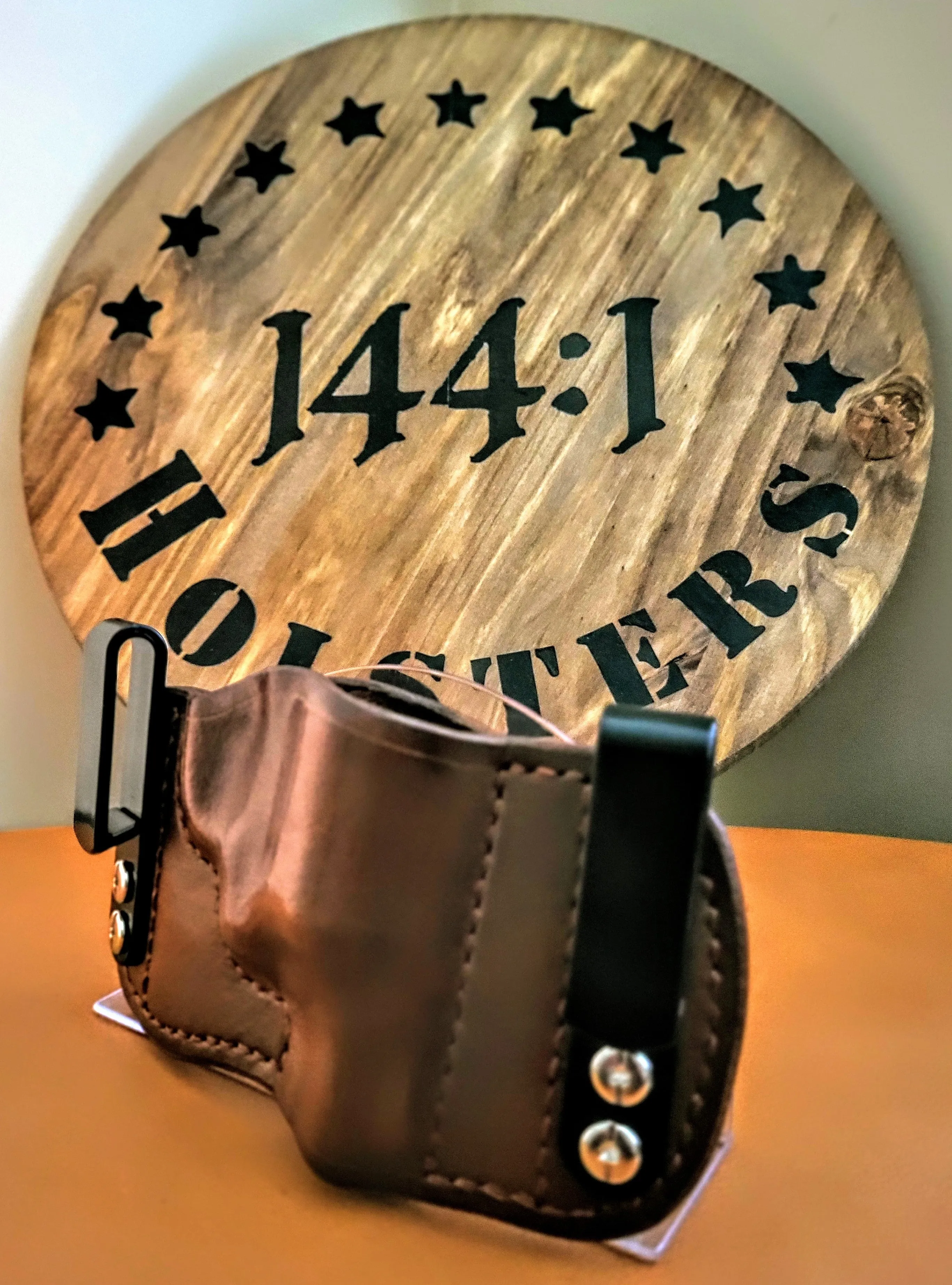 Smith and Wesson 642/J-Frame Revolver IWB LE Italian Leather Holster