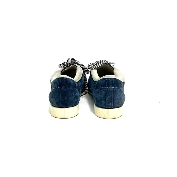 Vintage 1960s women’s blue suede Oxford lace up bowling shoes
