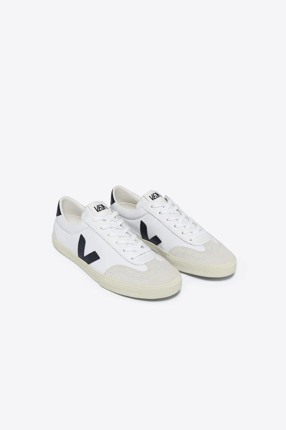 Volley White/Black