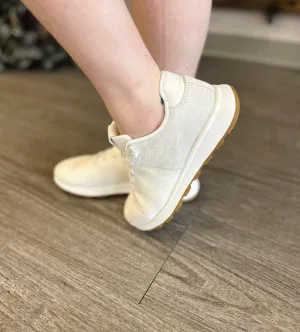 White Textured Travel Lite Cabrillo Sneaker