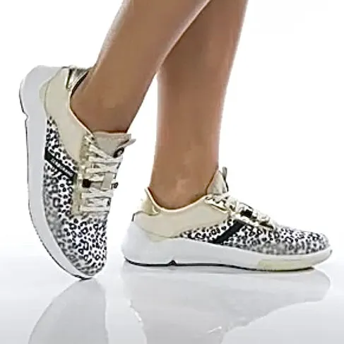 ZEROGRAND Women's Winner Tennis Logo Sneakers