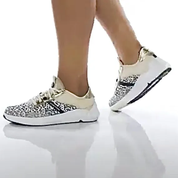 ZEROGRAND Women's Winner Tennis Logo Sneakers